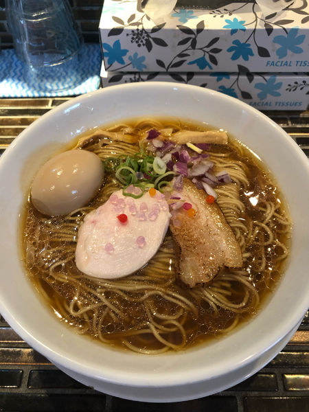 「中華そば　味玉」@noodles kitchen GUNNERS 新丸子店の写真