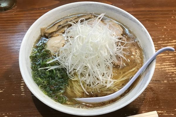 「醤油ラーメン」@らーめん あづま家の写真