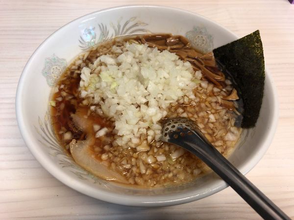 「薬味ラーメン」@元祖敏々亭 びんびんの写真