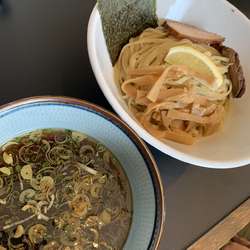 醤油つけ麺