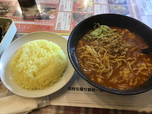 「スパイシーラーメン880円(クーポンで半ライス無料)」@ハリオン 我孫子店の写真