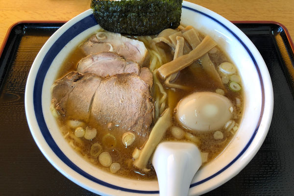 「うさぎラーメン(中)太麺 1,000円」@らーめん うさぎやの写真