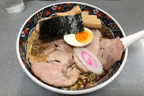 「正油拉麺880円+メンマ100円」@玉川大盛軒の写真