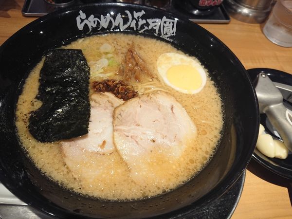 「嵐げんこつらあめん 醤油」@らあめん花月嵐 大森東口店の写真