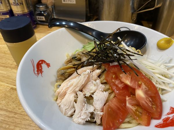 「【限定】煮干し香る冷やし中華 柚子酢で 800円」@ウミのチカラの写真