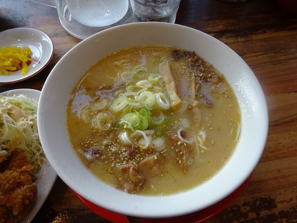 「スジラーメン」@中華そば 高安の写真
