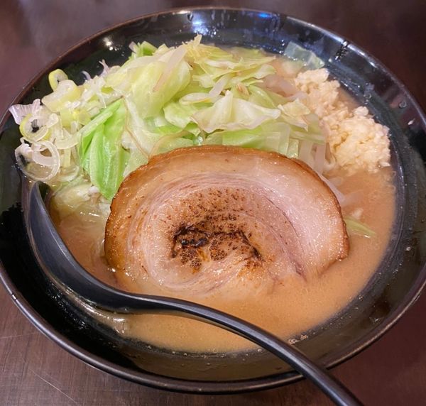 「豪麺　８３０円」@麺侍右京 反町店の写真