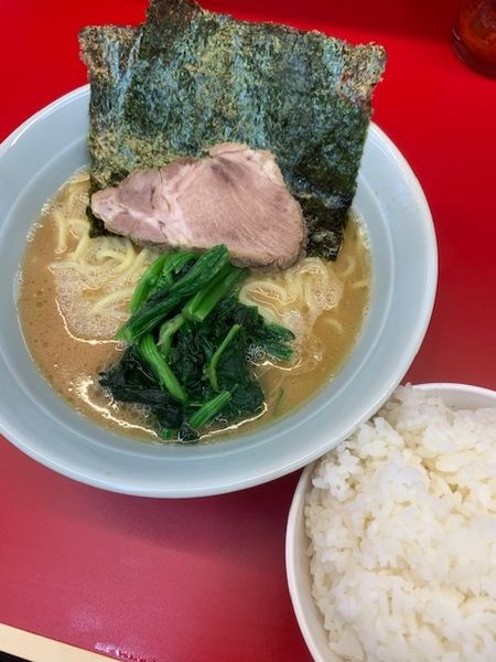 「並　650円　サービスライス付き」@ラーメン堀田家の写真
