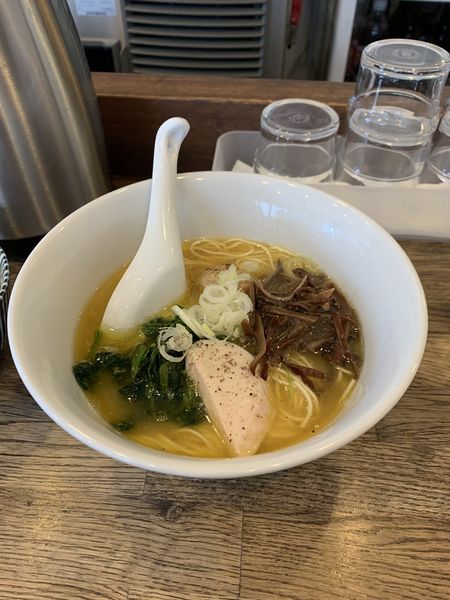 「水炊き醤油らーめん」@麺屋すみすの写真