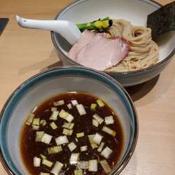 つけ麺　濃厚昆布水