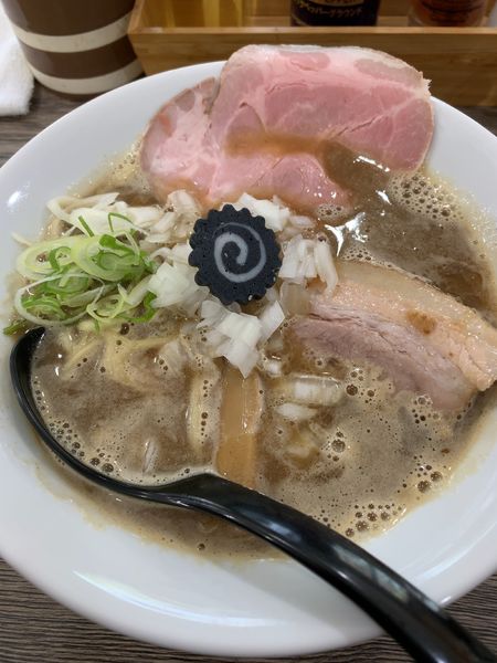 「肉煮干らーめん（800円）」@らーめん 虎テツの写真