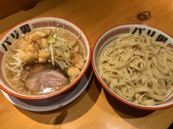 「つけ麺（ヤサイ・アブラ） 890円」@らーめん バリ男 神楽坂店の写真