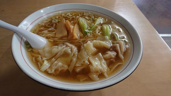 「ワンタンメン(６００円)」@中華夢食堂の写真