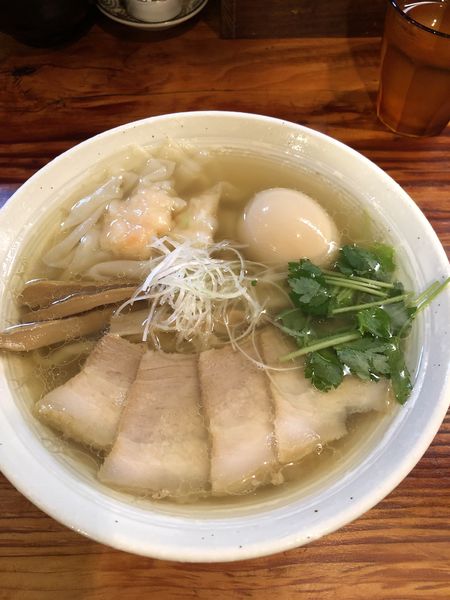 「特製塩らーめん1000円」@純手打ち 麺と未来の写真