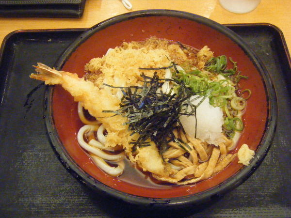 「ぶっかけうどん（+海老天）」@かのや 新橋駅構内店の写真