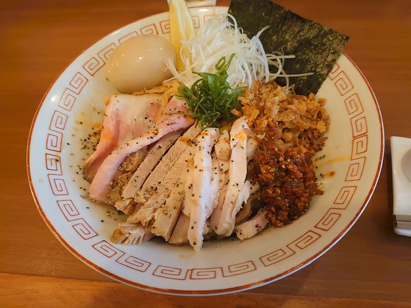 「まぜそば 味玉」@自家製手もみ麺 鈴ノ木の写真