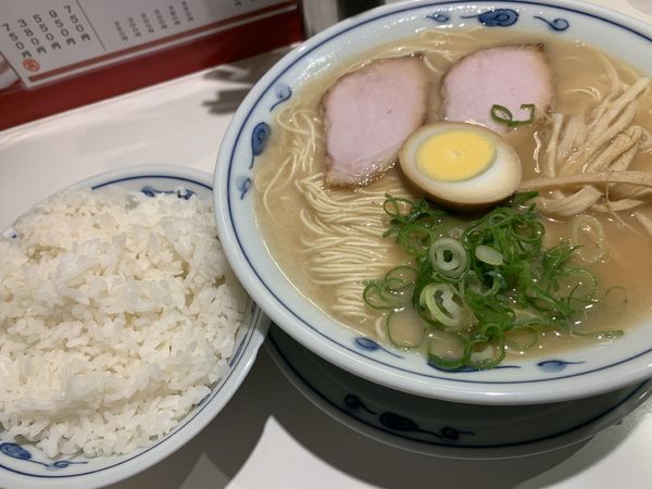 「ラーメン」@らあめん英 本店の写真