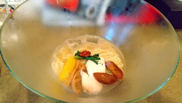 「冷たいさざ波ramen風吹く笑み880円」@ramen るの写真