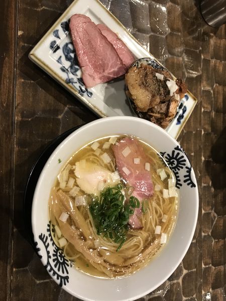 「塩そば」@特級鶏蕎麦 龍介の写真