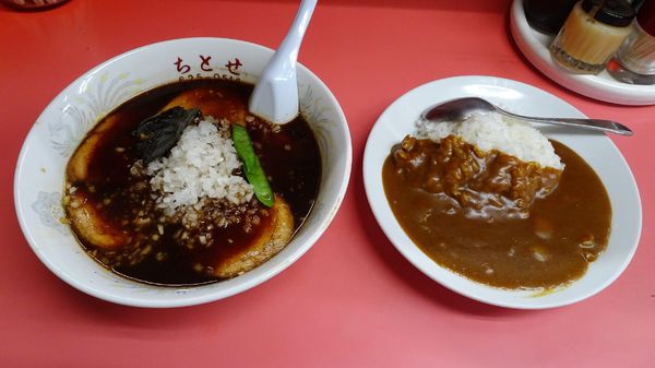 「チャーシューメン（650円）＋小カレー（350円）」@ラーメン ちとせの写真