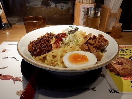 「油そば（並盛３５０ｇ）」@すごい煮干ラーメン凪 田町店の写真