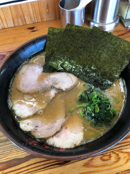 「チャーシュー麺、硬め濃いめ」@横浜らーめん 日々家の写真