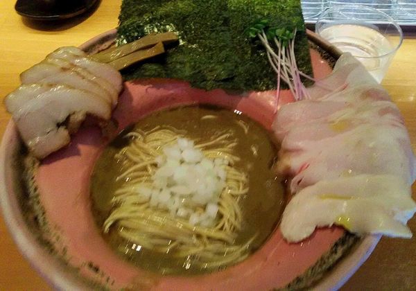 「ニボリッチ　+　豚バラチャーシュー」@拉麺 成の写真