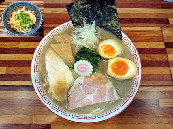 「限定 がっつり冷やし煮干し醤油らーめん」@鮮魚らーめん 五ノ神水産の写真