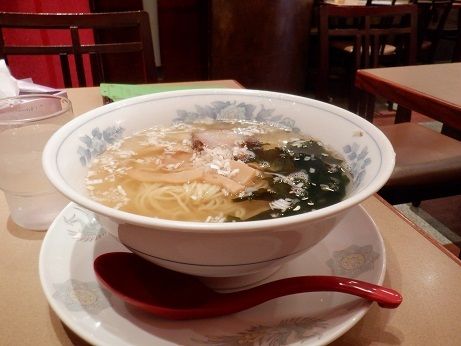 「ラーメン（塩）」@中華菜館 胡弓の写真