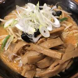 オロチョンチャーシューめんま