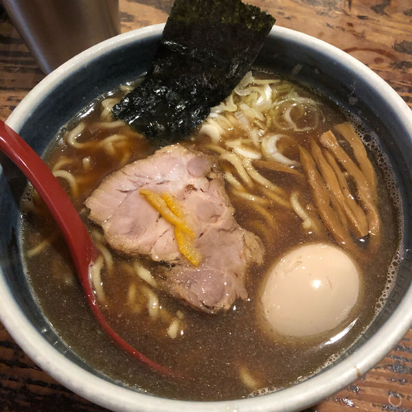 「醤油　味玉そば　900円」@中華そば 螢の写真