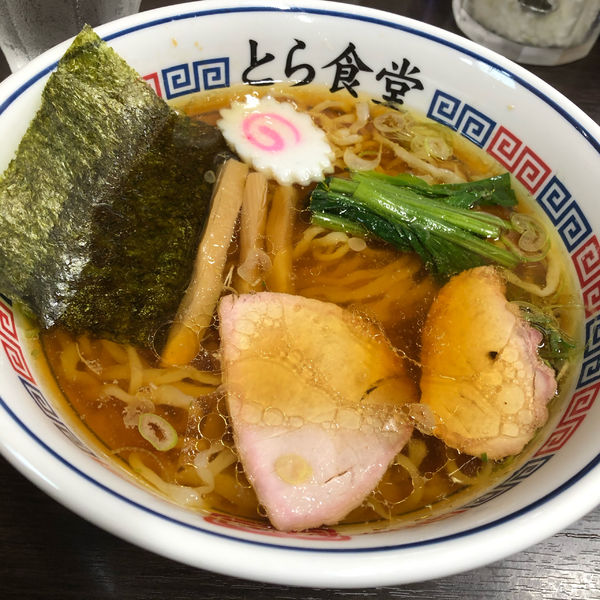「手打中華そば　(小)」@とら食堂の写真