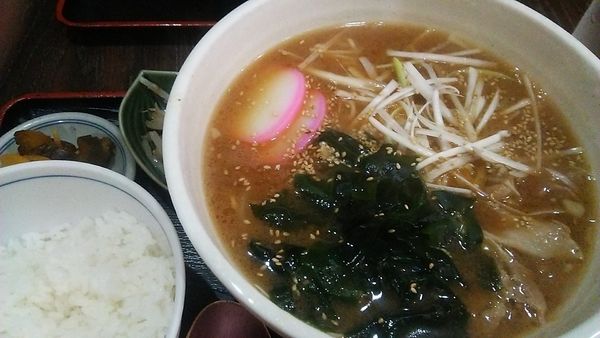 「みそラーメン 650円＋ライス小 150円」@丸ト庵の写真