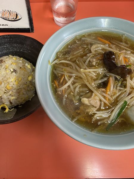 「モヤシソバ＋半チャーハン」@金華楼 橋本店の写真