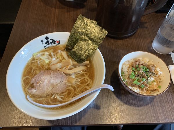 「煮干し中華そば(あっさり醤油)+チャーシューご飯」@麺屋 和とわの写真