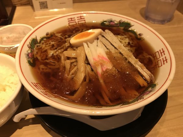 「冷たい煮干しラーメン」@長尾中華そば 名古屋驛麺通り店の写真