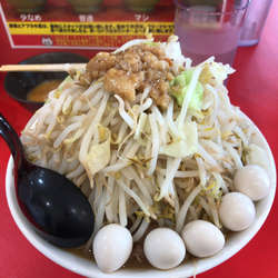 大ラーメン ヤサイマシ