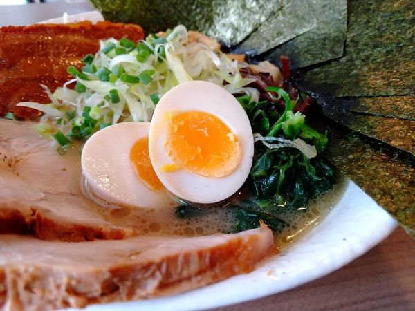 「#全部のせラーメン #700円 #感謝祭価格」@横浜家 岡野町店の写真