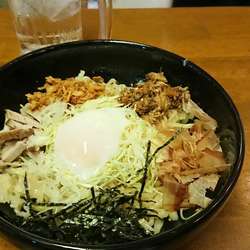 特製まぜそば(温玉あり)