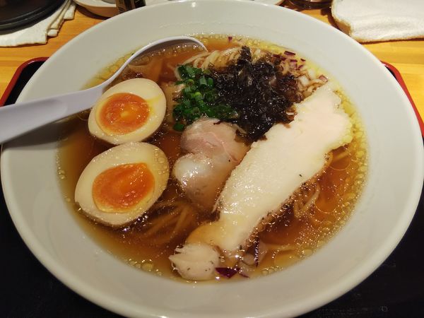 「あっさり鶏そば　＋味玉：サービス券」@ラーメン部 がじゃがじゃの写真