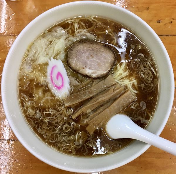 「ワンタン麺」@中華そば専門店 勝やの写真