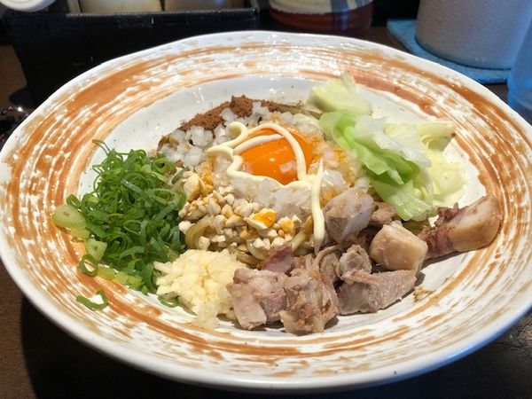 「黒どろまぜそば」@麺や 虎徹の写真