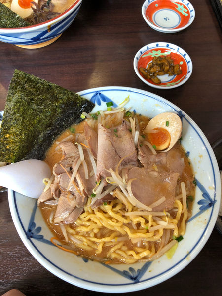 「丸味噌ラーメン チャーシュー 餃子5個セット」@めん丸 豊富店の写真