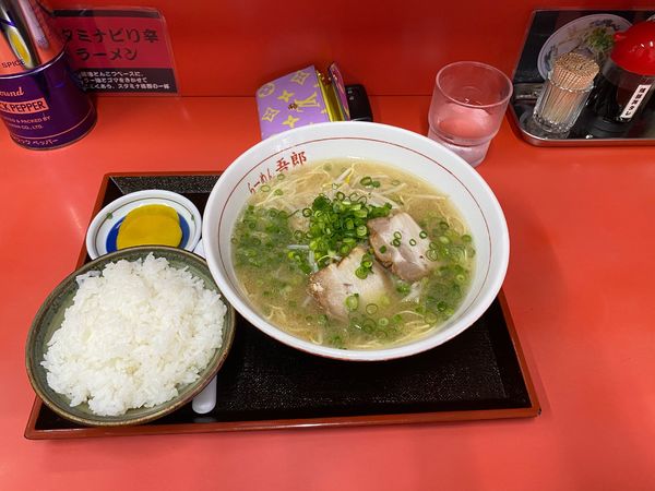 「定食　中華そば　ごはん　漬物　700円」@中華そば専門店 らーめん吾郎の写真