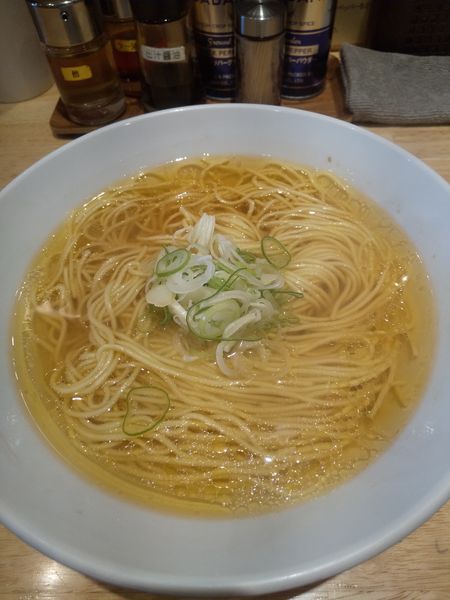 「かけそば(塩)680円(大盛同額)」@ふる川の写真