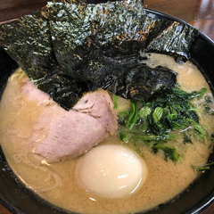 横浜家系ラーメン のぶ家の画像