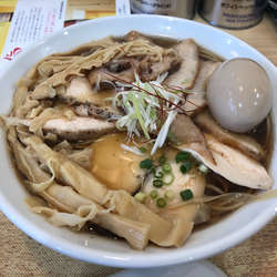 香味中華蕎麦チャーシュー 950円