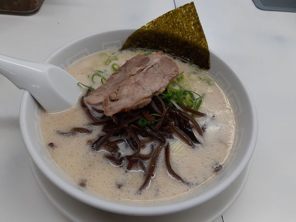 「ラーメン、替玉」@博多天神 渋谷南口店の写真