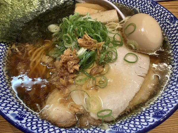 「中華蕎麦（並）800円＋味玉100円」@圭一屋 本店の写真