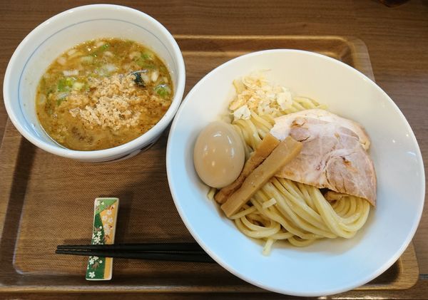「味玉鶏ほぐしつけめん」@つけめん さなだの写真